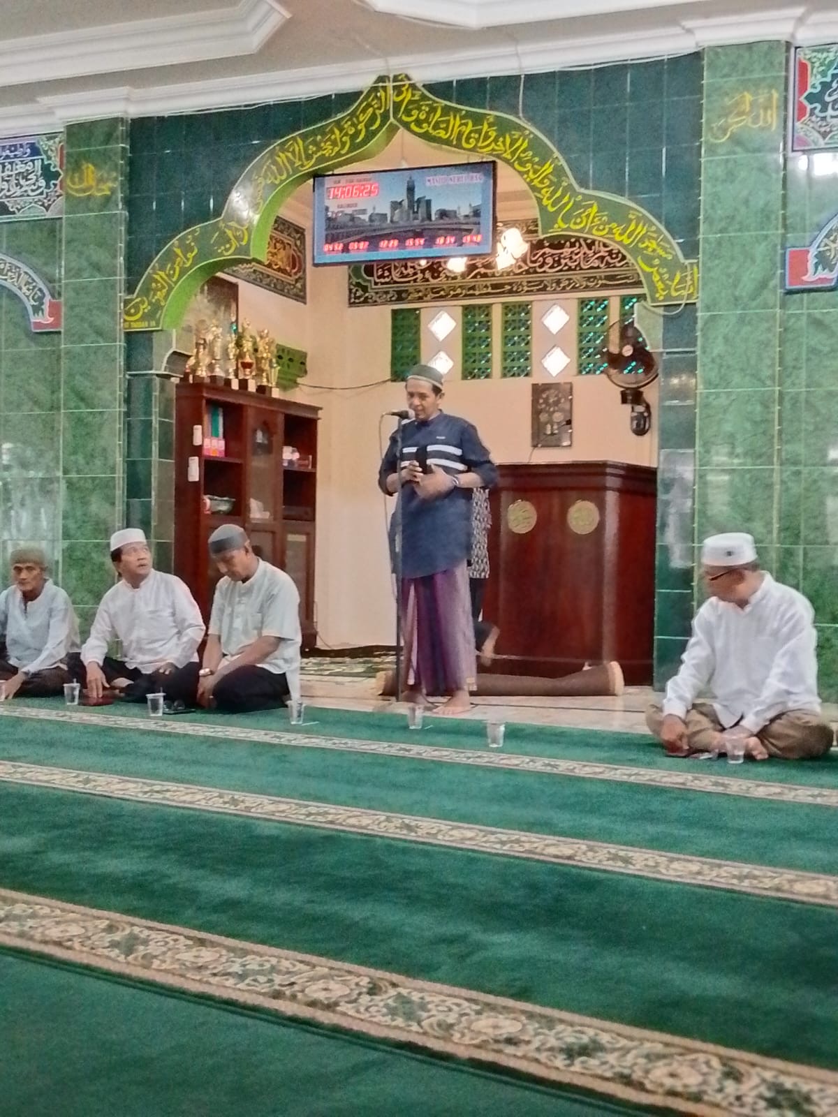 Kasi Trantib Menghadiri Acara Pembubaran dan Pembentukan Pengurus Baru Mesjid Nurul Haq Nagari Pasar