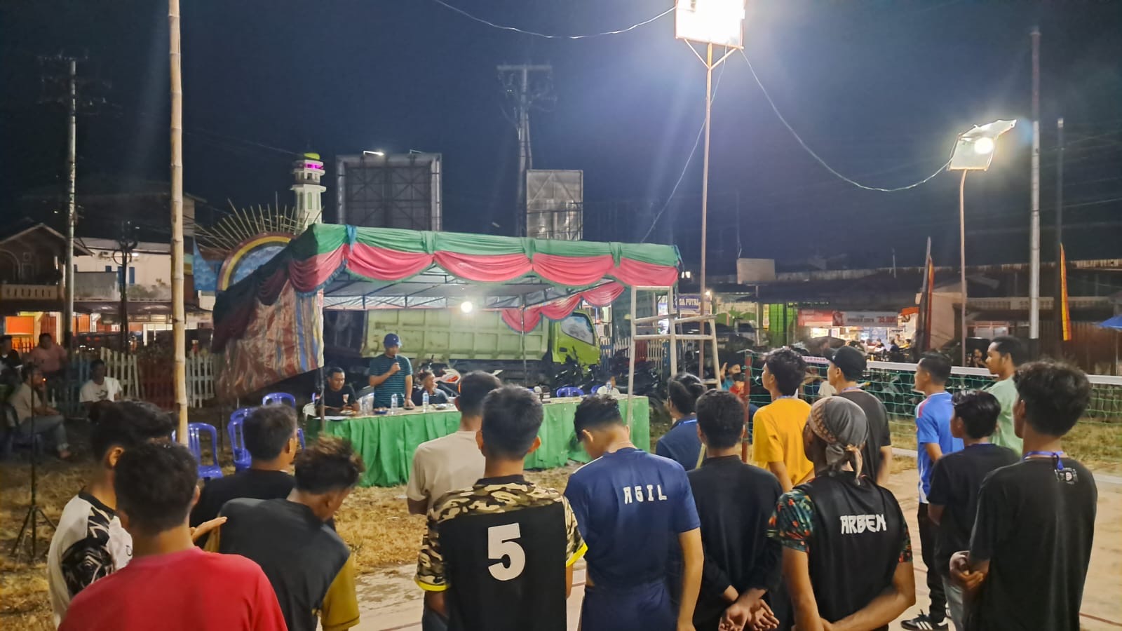 Camat Basa Ampek Balai Tapan Menghadiri acara Pembukaan Turnamen Takraw di Nagari Pasar Tapan
