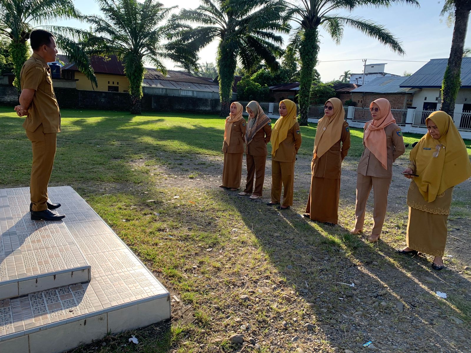 Apel Pagi Pegawai Kantor Kecamatan Basa Ampek Balai Tapan, Selasa 11 Februari 2025