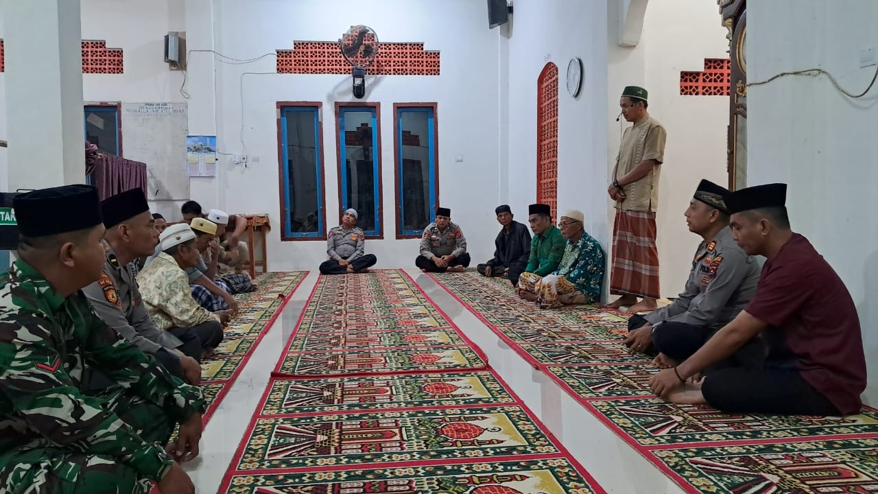 Camat Basa Ampek Balai Tapan Mengikuti kegiatan Subuh Berjamaah di Mesjid Jamiatul Ihsan Nagari Bata