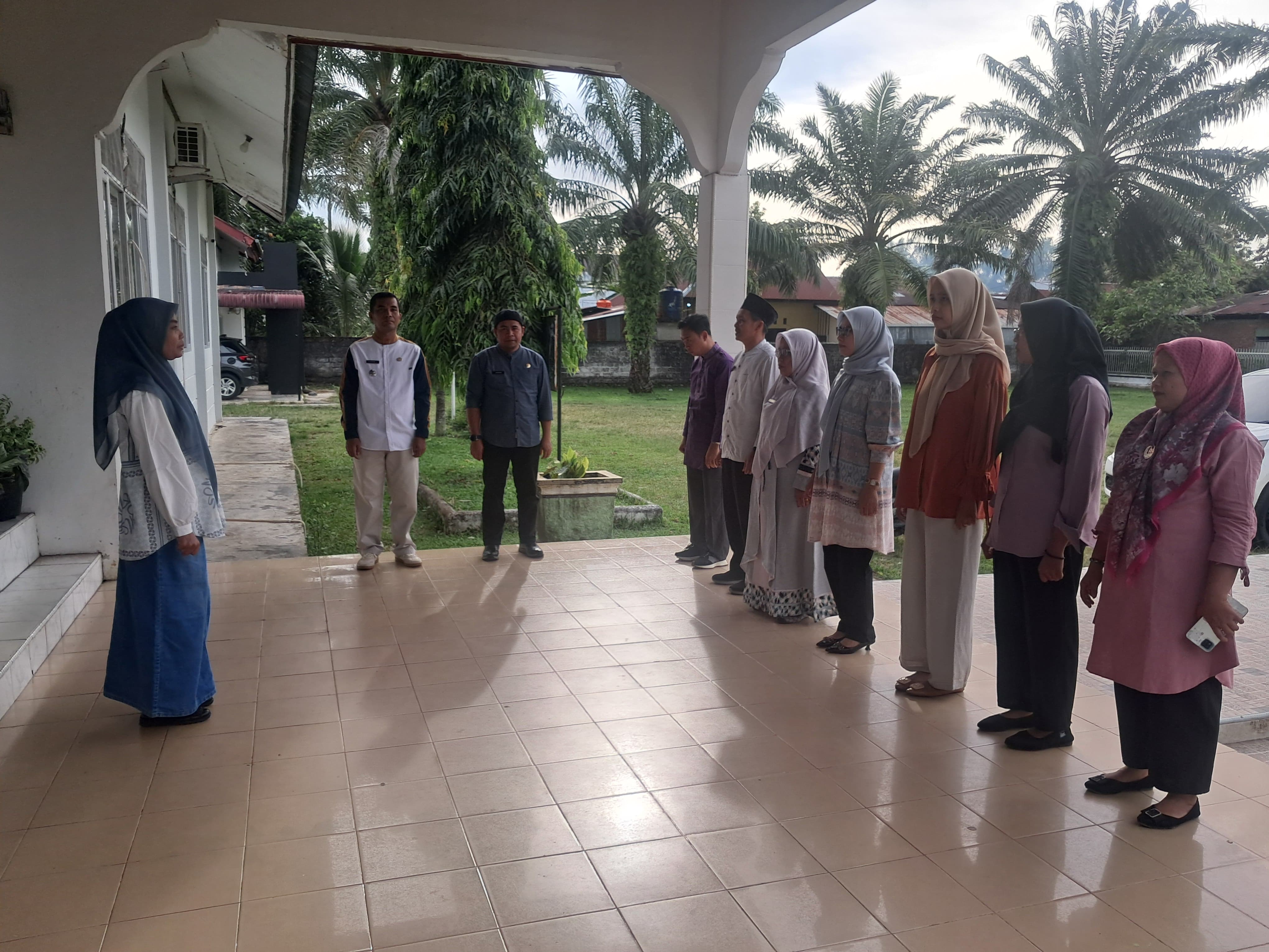 Apel Pagi Tanggal 26 Februari 2026 ASN Lingkup Kantor Kecamatan Basa Ampek Balai Tapan