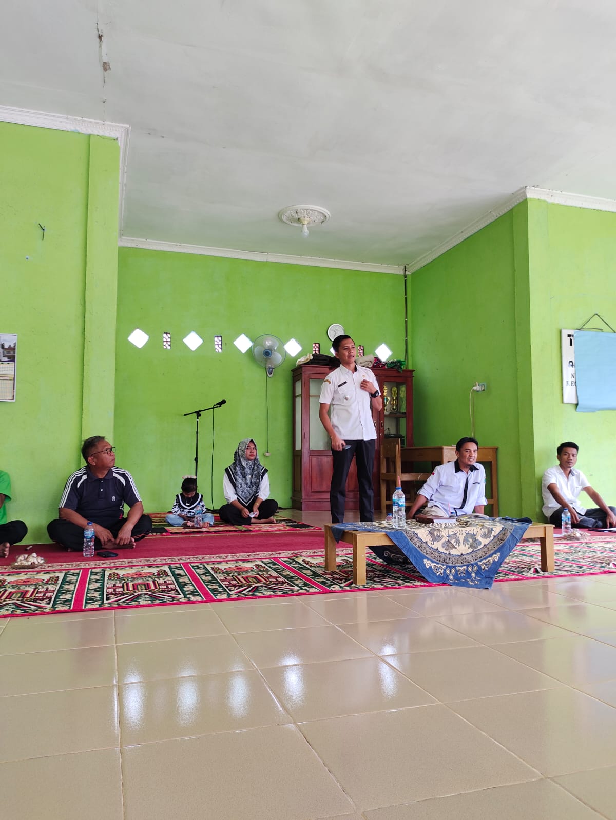 Camat Basa Ampek Balai Tapan Menghadiri Acara Pemilihan Panitia Bamus di Nagari Dusun Baru Tapan