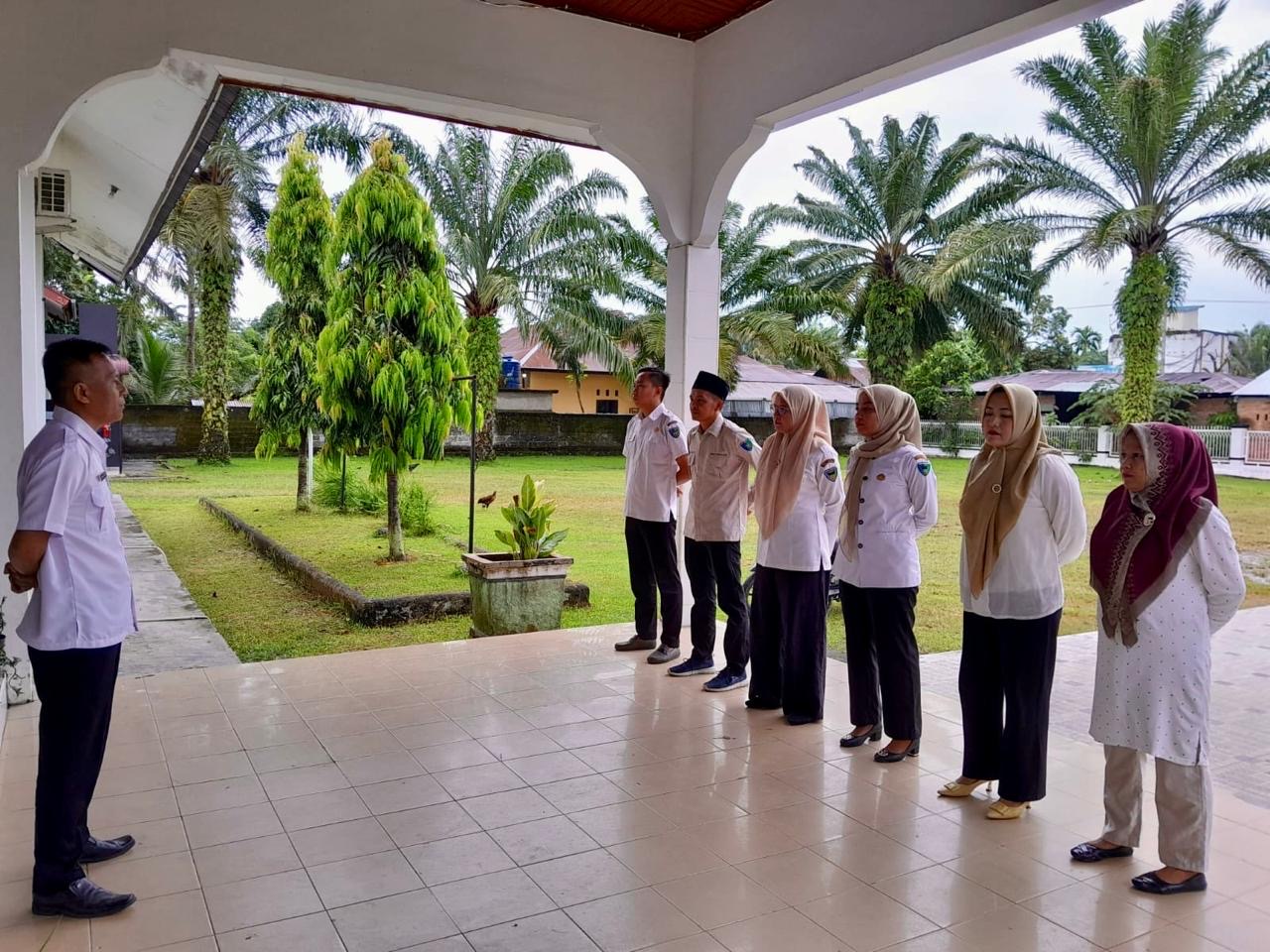 Apel Pagi Pegawai Kantor Kecamatan Basa Ampek Balai Tapan 30 April 2025