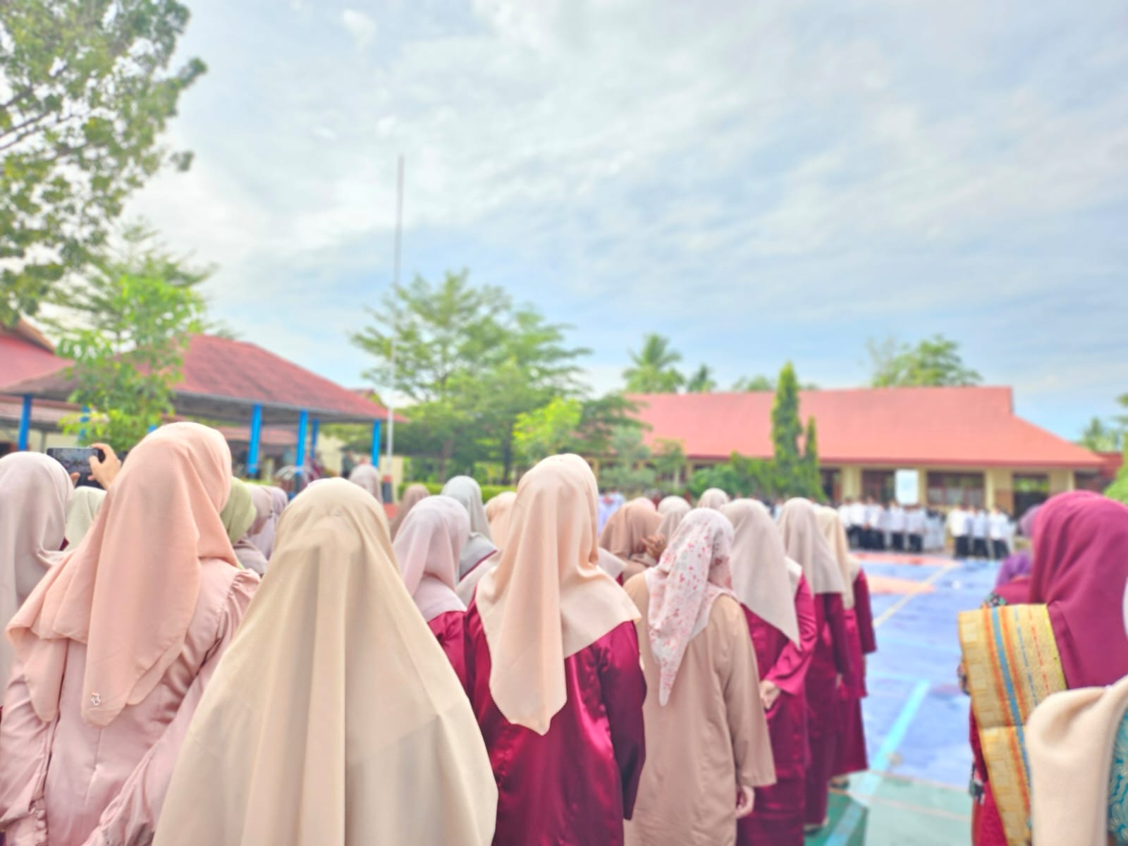 Upacara Peringatan Hari Pendidikan  Nasional Kecamatan Basa Ampek Balai Tapan