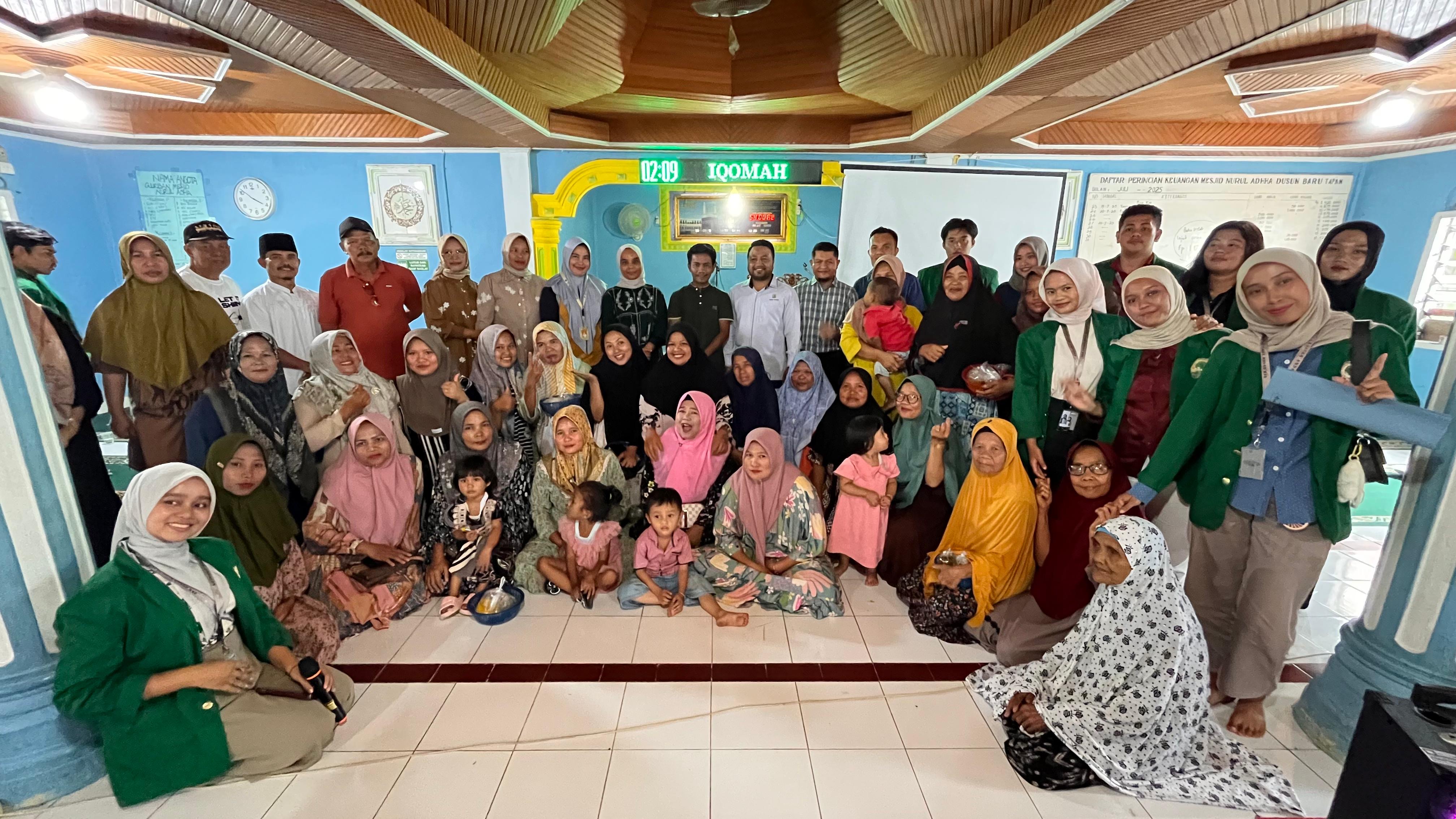 PLT Kasi Pemerintahan Kecamatan Basa Ampek Balai Tapan, Ibu Mice Noftilarase, SE, menghadiri acara y