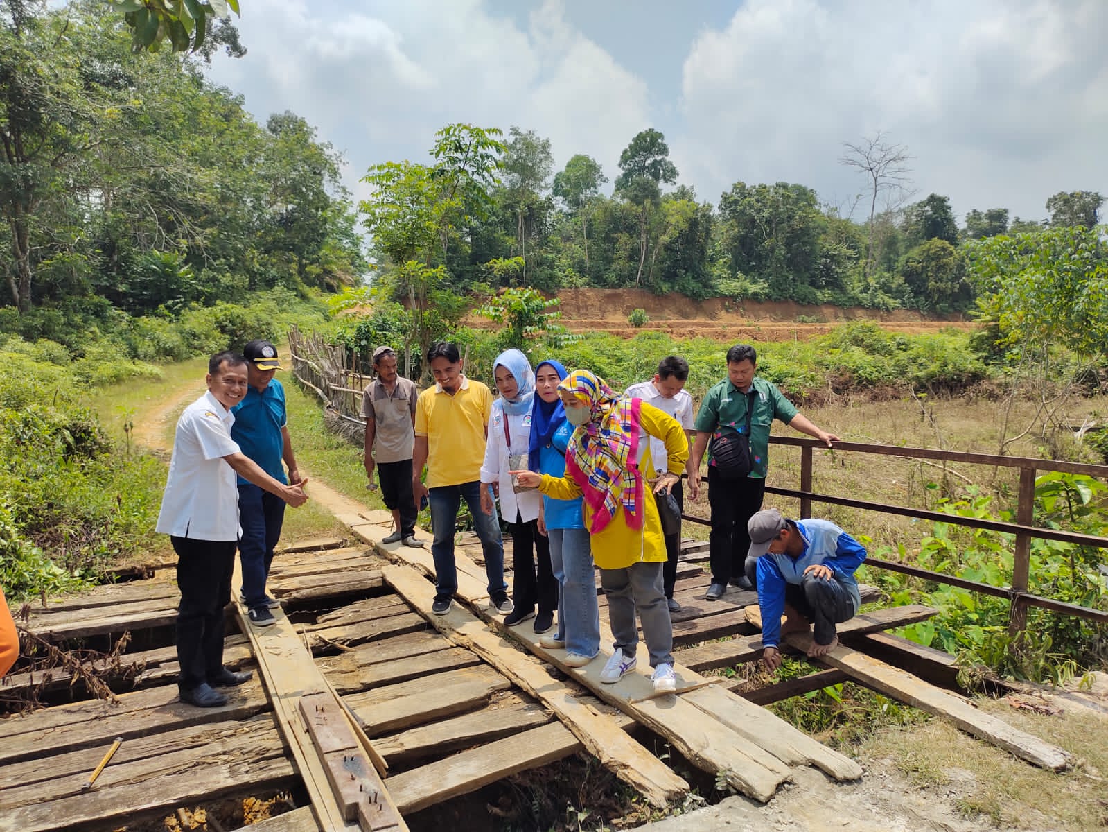 Monitoring dan Evaluasi Dana Desa Nagari Ampang Tulak Tapan