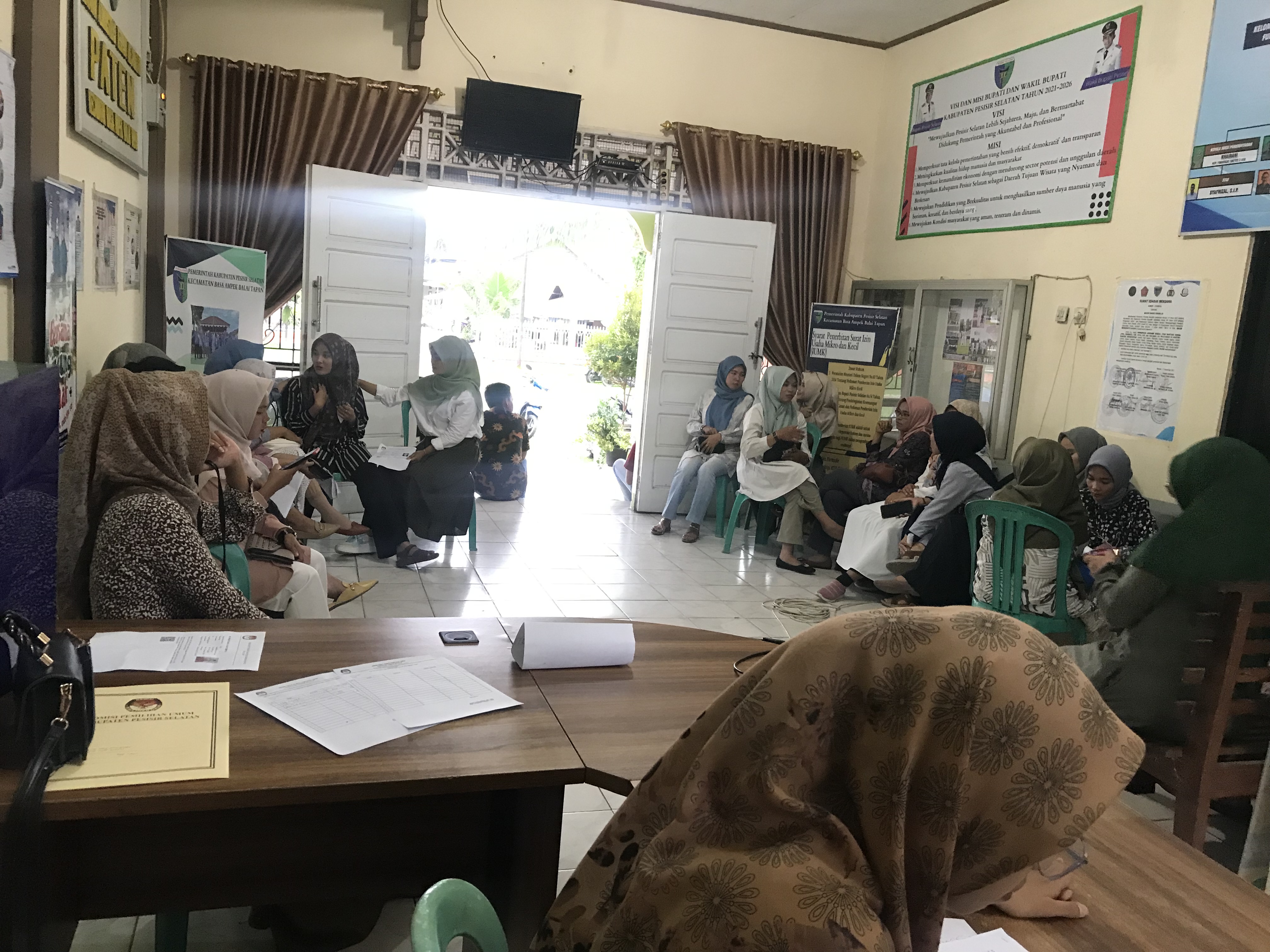 Seleksi Wawancara Calon Anggota PPS se Kecamatan Basa Ampek Balai Tapan