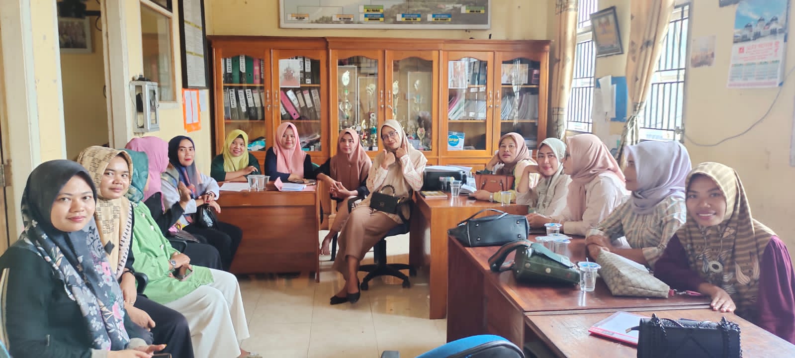 Monitoring Penggunaan Dana Desa Nagari Tapan