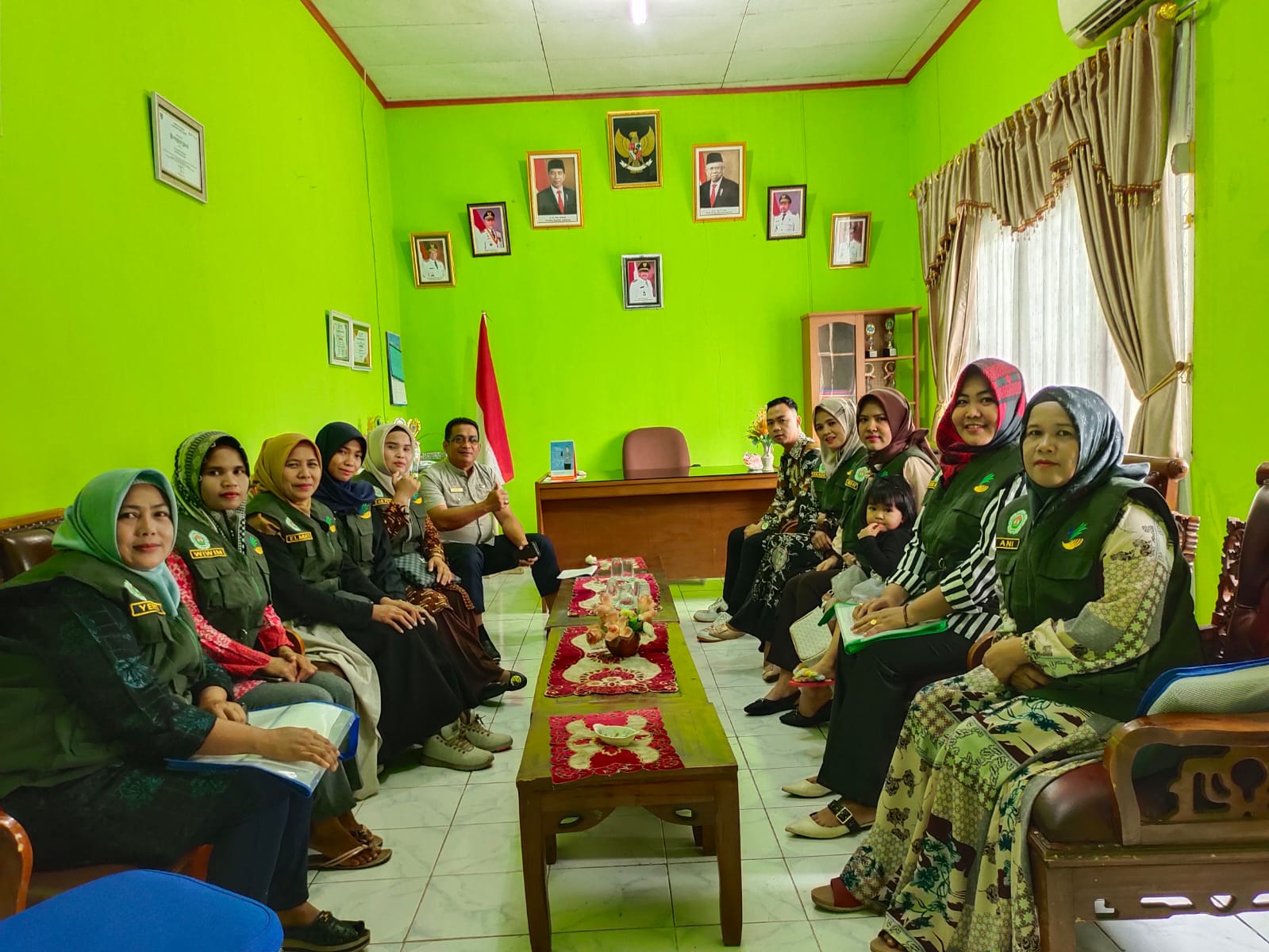 Kunjungan Pekerja Sosial Masyarakat ke Kantor Kecamatan Basa Ampek Balai Tapan