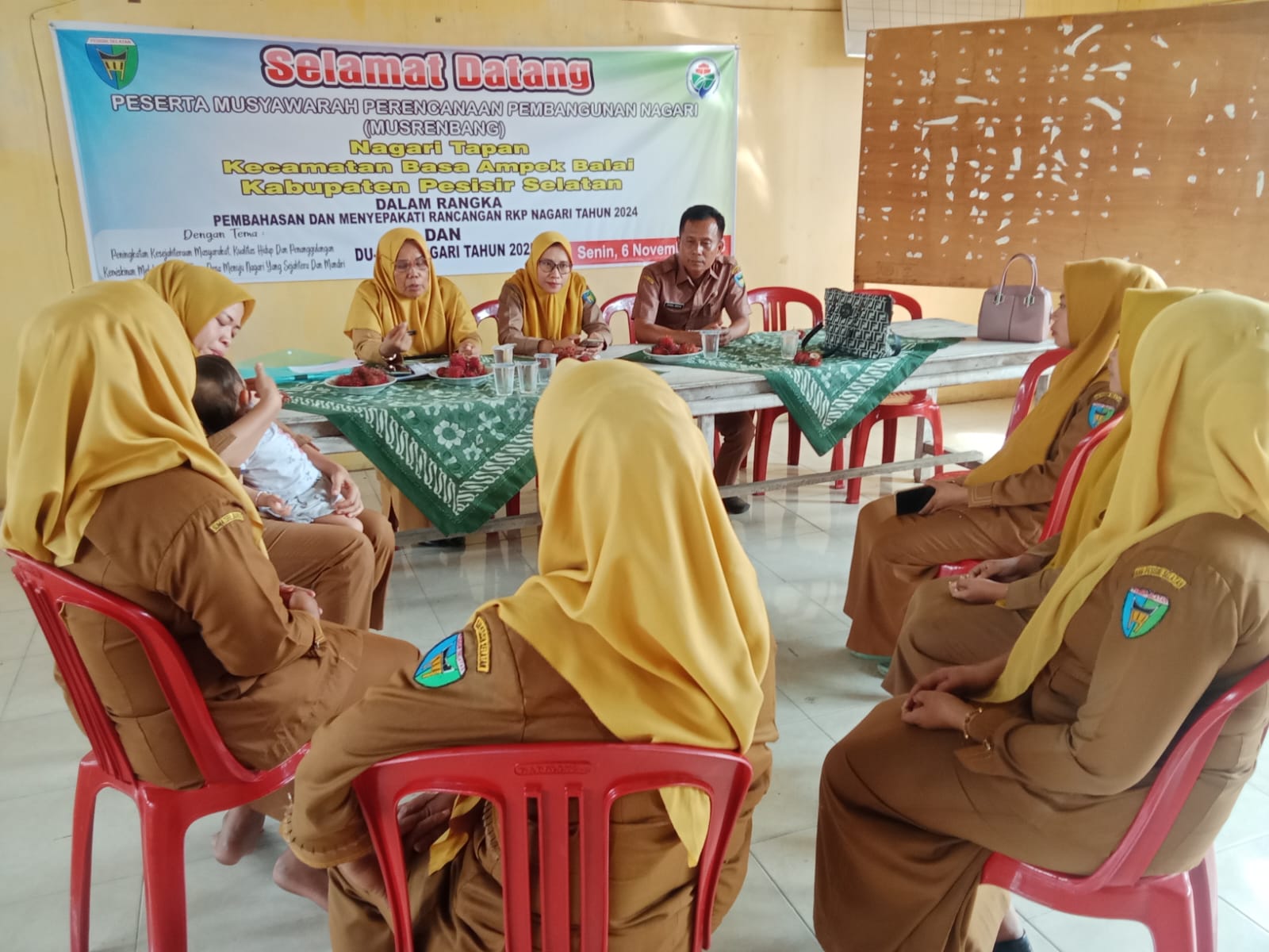 Sekretaris Kecamatan Melakukan Pembinaan Ke Nagari Tapan