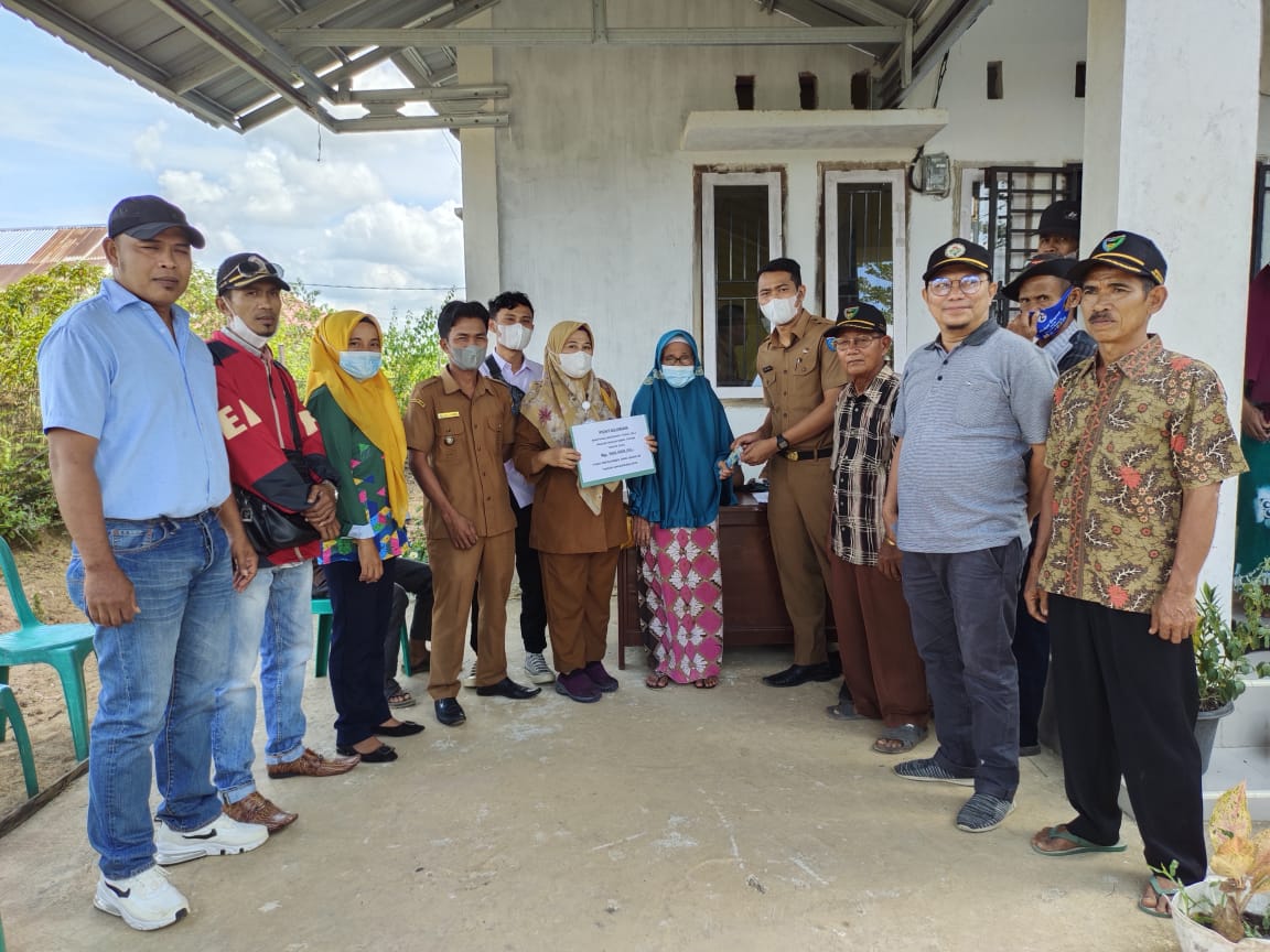 Penyaluran BLT Dana Desa Nagari Dusun Baru Tapan