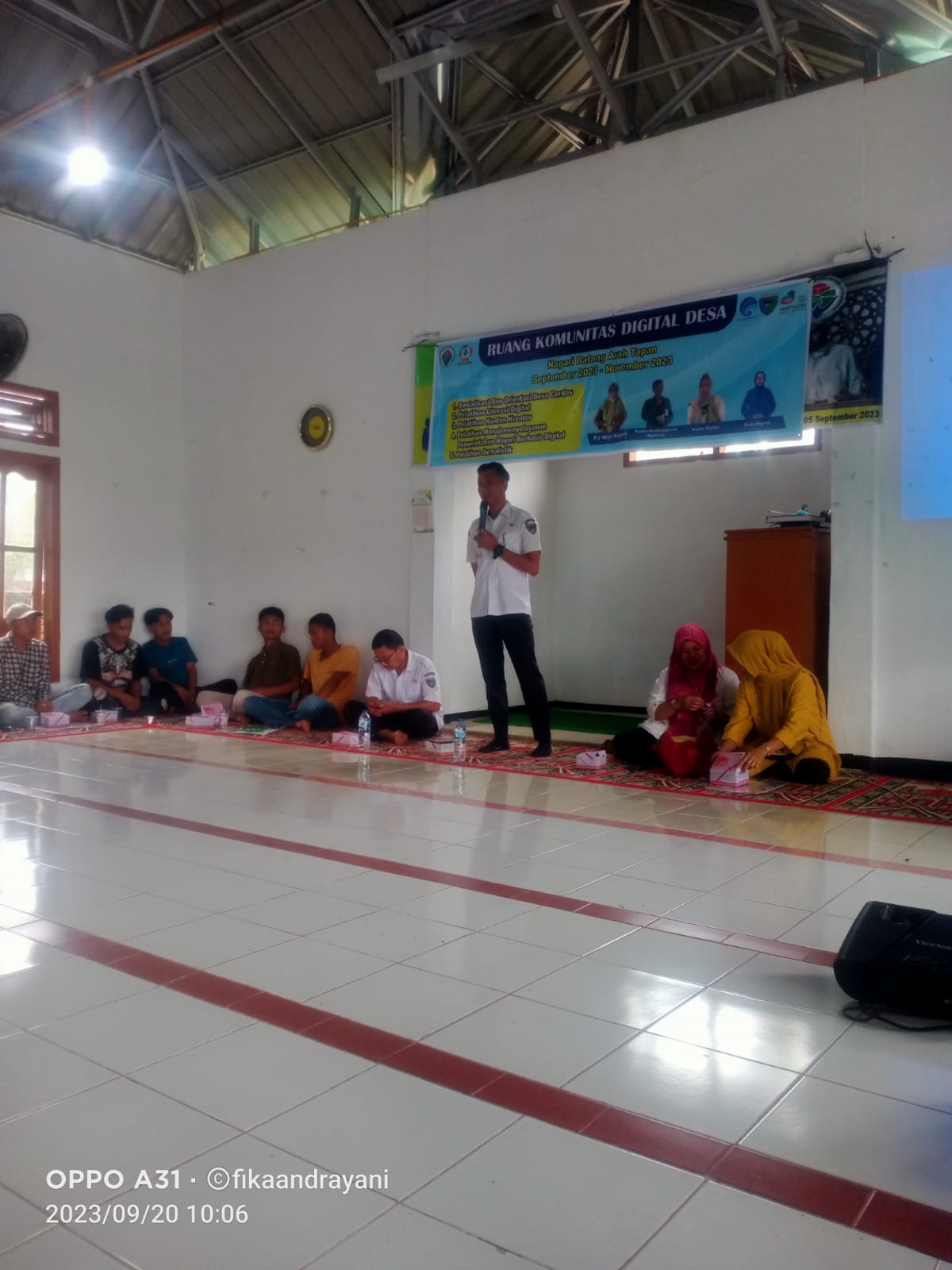 Camat Basa Ampek Balai Tapan Menghadiri Pembukaan Acara Literasi Digital Pada RKDD Nagari  