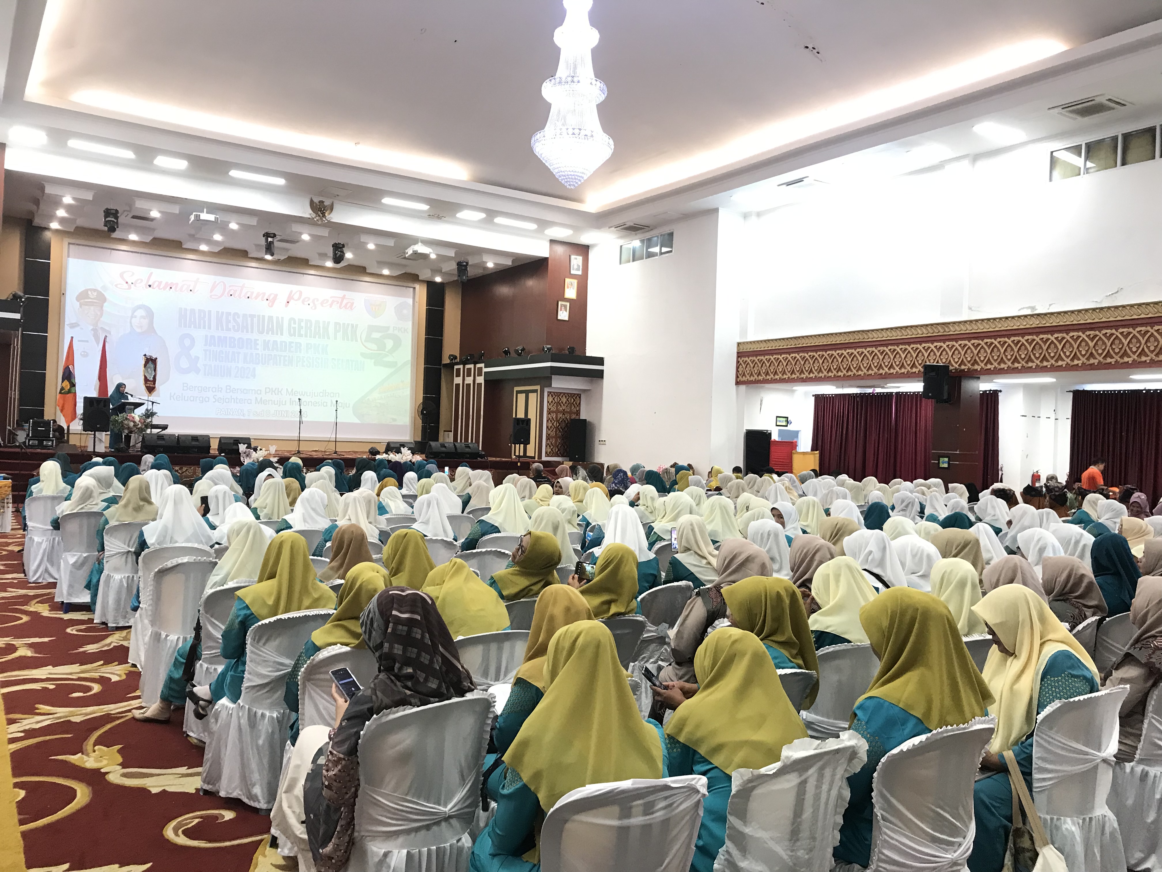 Pembukaan Acara HKG ke 52 dan Jambore Kader PKK Tingkat Kab Pesisir Selatan Tahun 2024