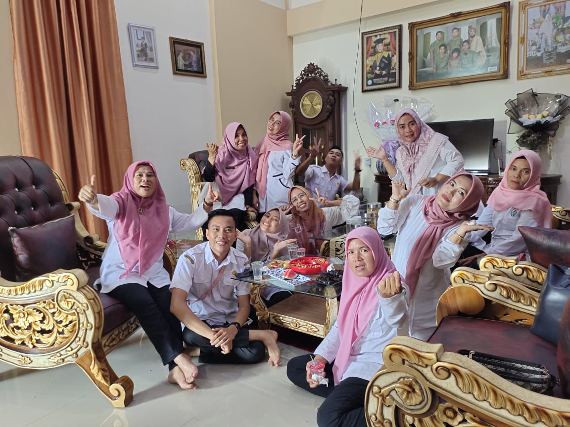 Acara Halal bi Halal di Rumah Kassubag Umum Kantor Kecamatan Basa Ampek Balai Tapan