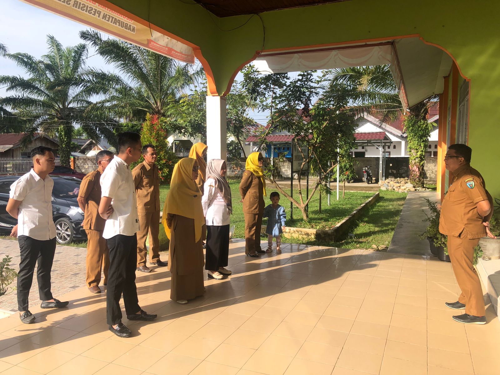 Apel Pagi Pegawai Kantor Kecamatan Basa Ampek Balai Tapan
