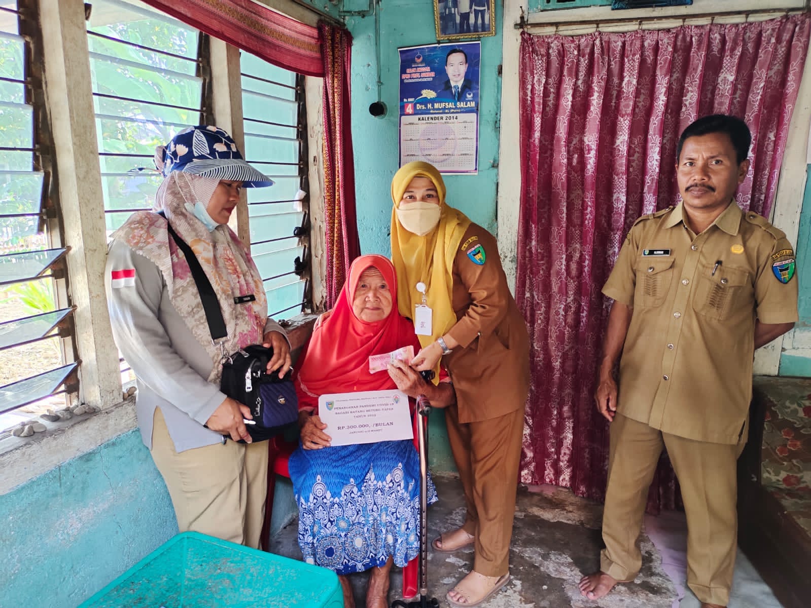 Pembagian BLT Dana Desa Nagari Batang Betung dan Koto Anau Tapan