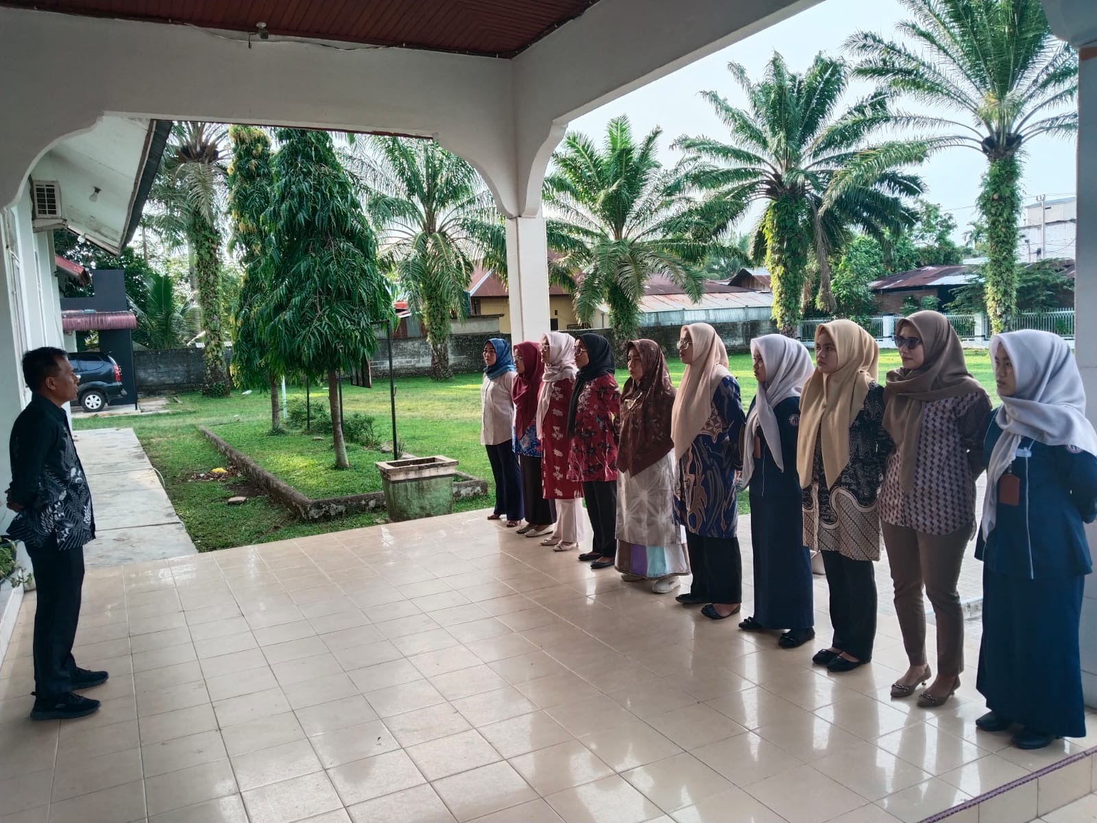 Apel Pagi Pegawai Kantor Kecamatan Basa Ampek Balai Tapan Kamis 7 Agustus 2025