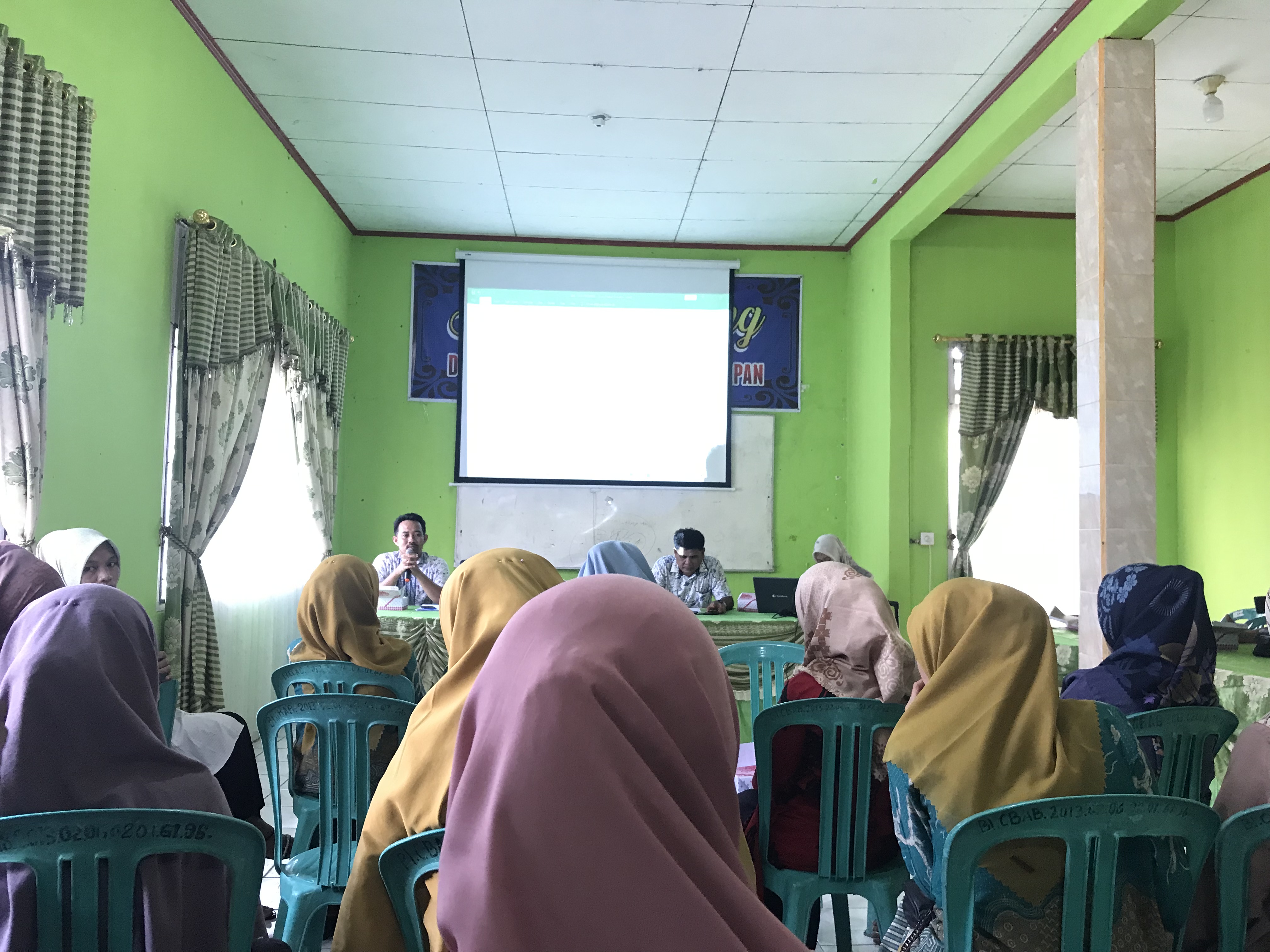 Rapat Koordinasi DPSHP dan Persiapan Penyusunan DPT Kecamatan Basa Ampek Balai Tapan