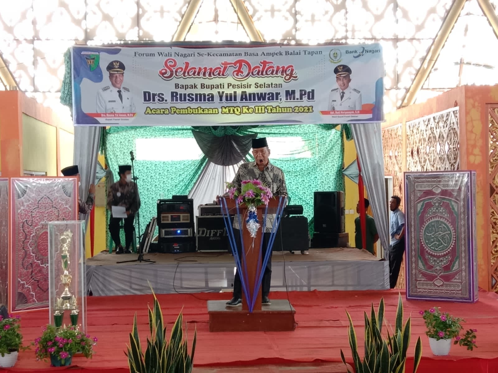 Bupati Pesisir Selatan Menghadiri  Pembukaan MtQ ke III Tingkat Kecamatan Basa Ampek Balai Tapan