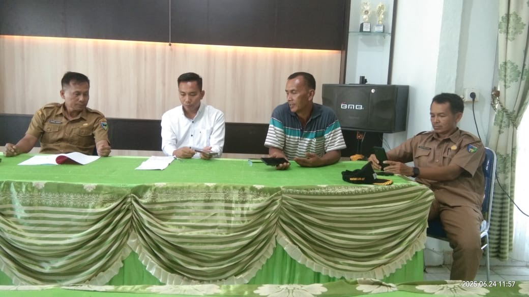 Rapat Internal Panitia Inti HUT RI Ke-80 Tahun 2025 Kecamatan Basa Ampek Balai Tapan