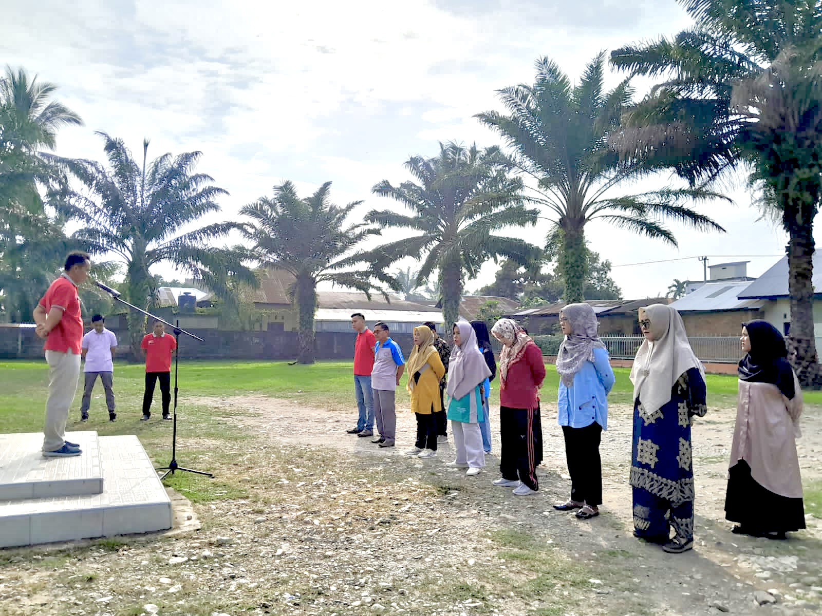 Apel Pagi Tanggal 20 Oktober 2023 Pegawai Kantor Kecamatan Basa Ampek Balai Tapan