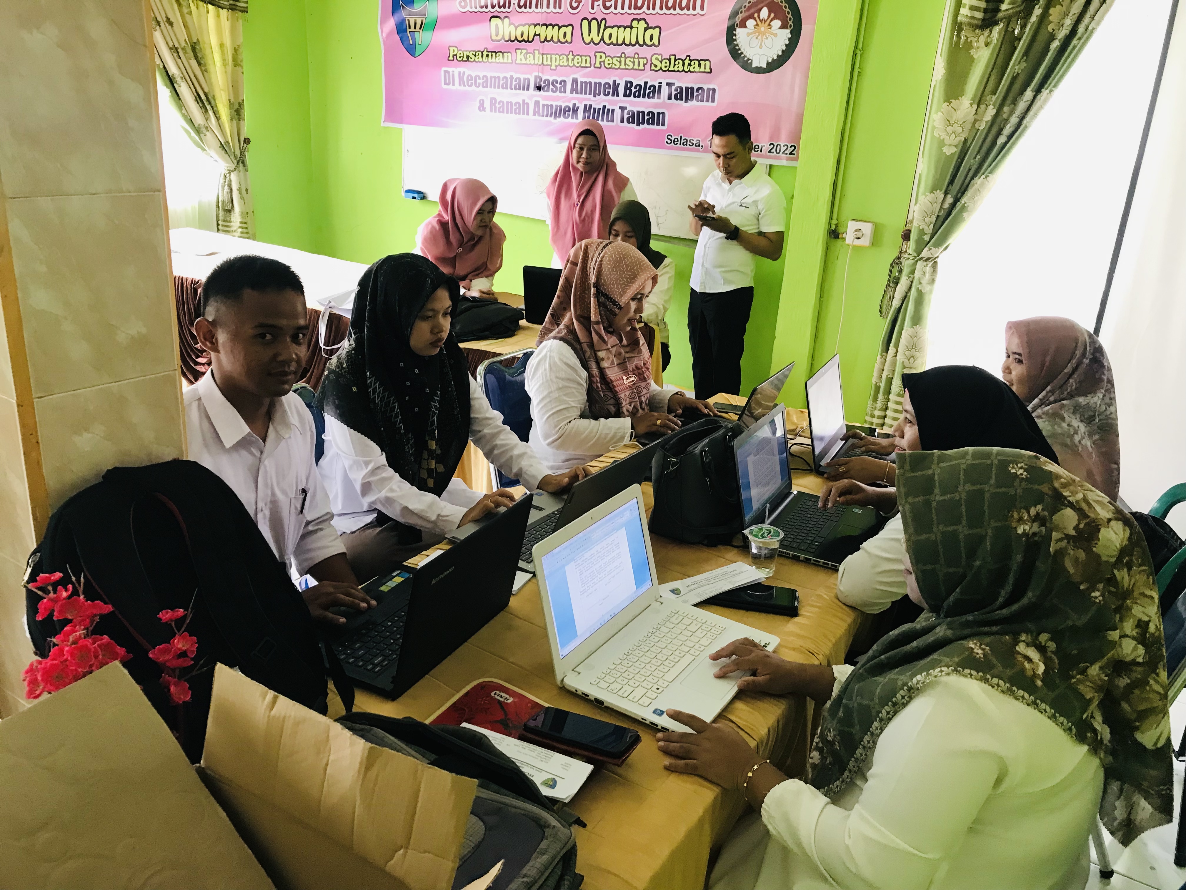 Koordinasi Operator SiNAR dengan TKSK Kecamatan