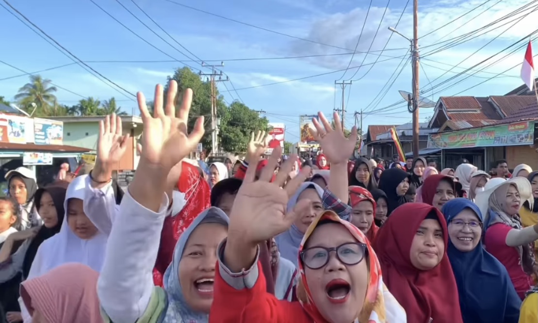 Jalan Santai dalam rangka memeriahkan HUT RI ke 78 Tahun 2023 di Kecamatan Basa Ampek Balai Tapan