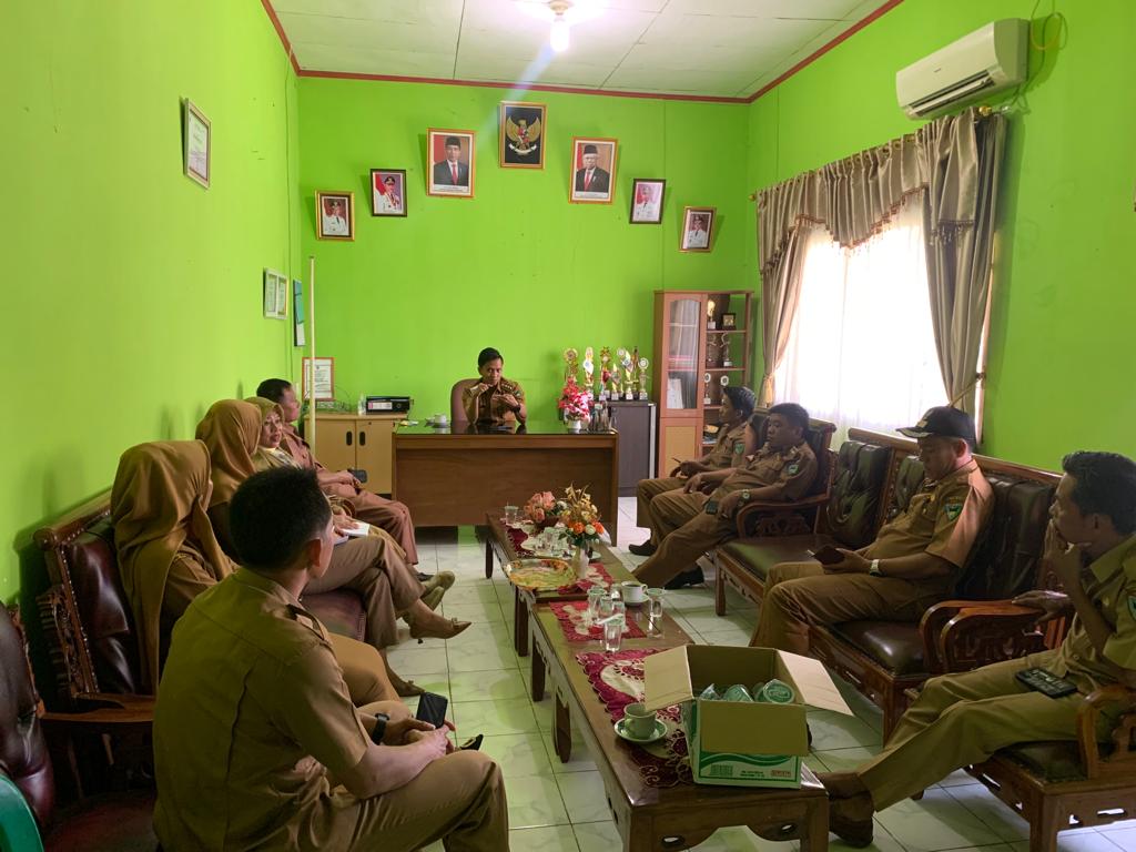 Camat Basa Ampek Balai Tapan Melaksanakan Rapat  Koordinasi Wali Nagari se Kecamatan Basa Ampek Bala