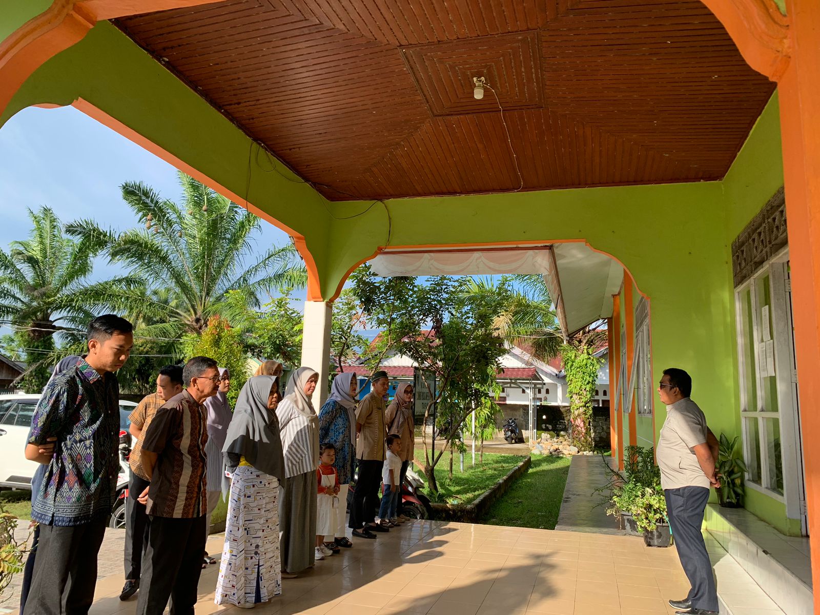 Apel Pagi Pegawai Kantor Kecamatan Basa Ampek Balai Tapan