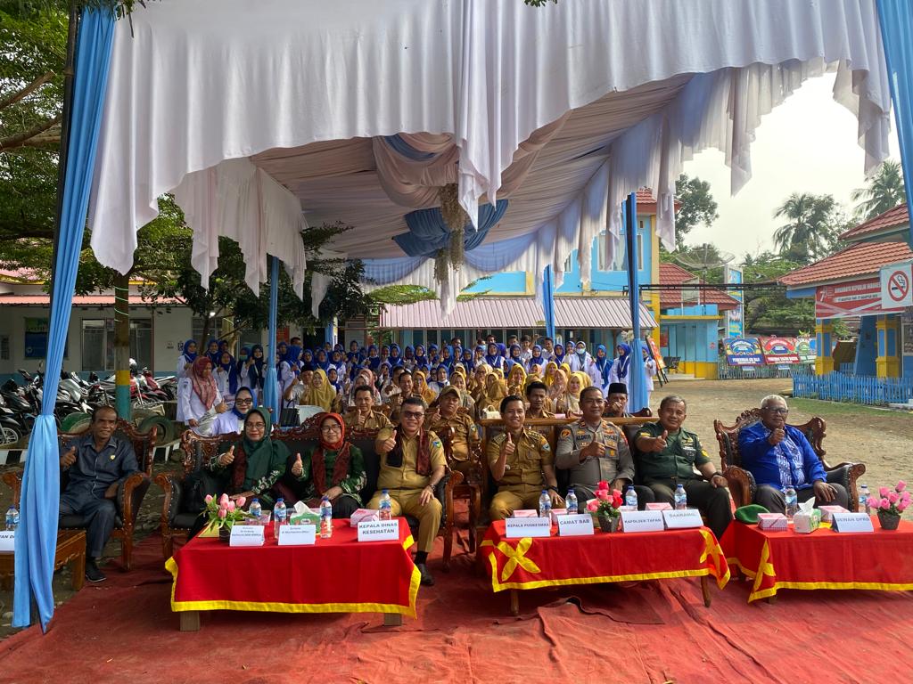 Camat Basa Ampek Balai Tapan menghadiri acara Reakreditasi Puskesmas Tapa