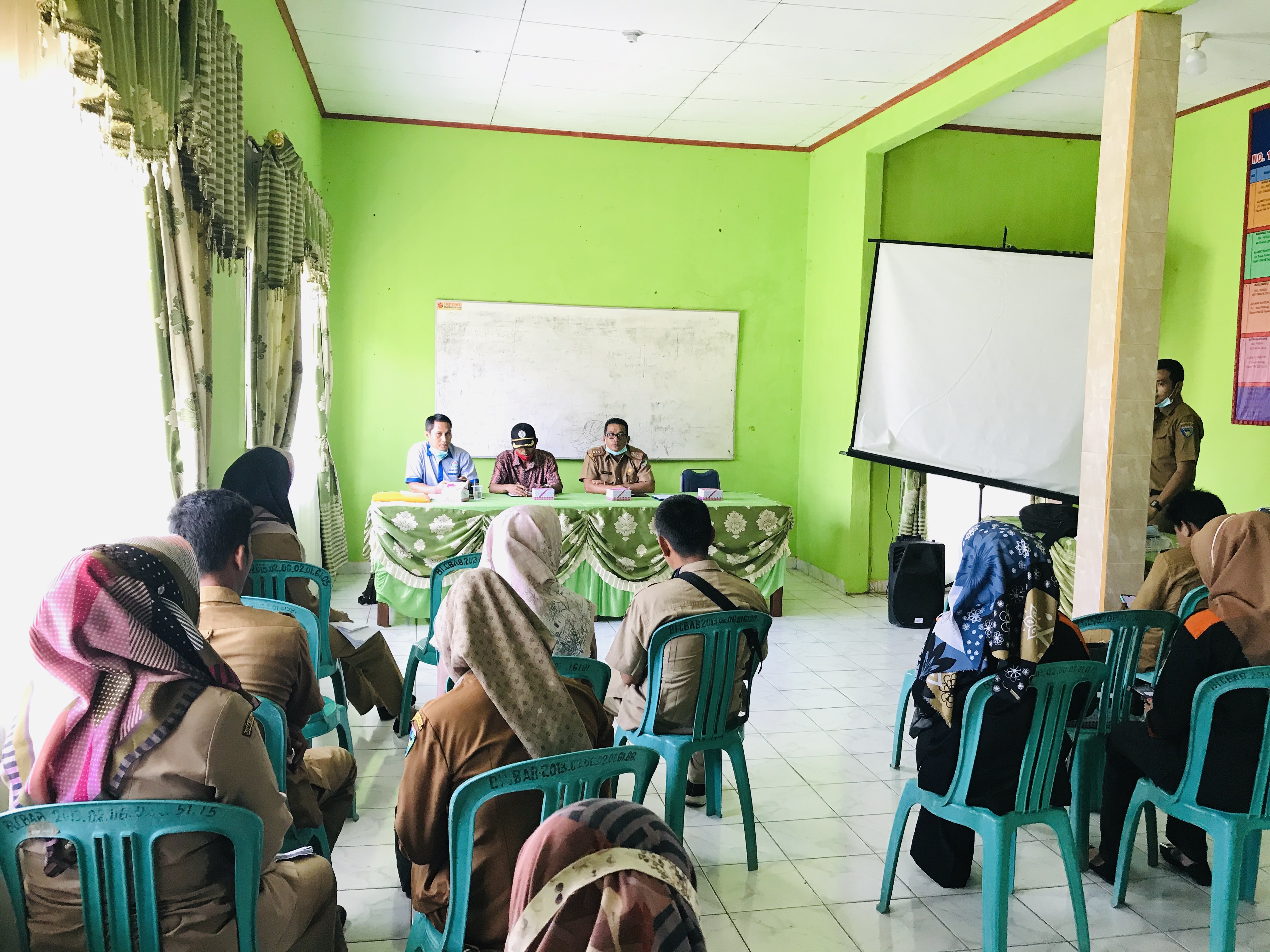 Rapat Pembahasan Sekaligus Evaluasi Percepatan APB Nagari Kecamatan Basa Ampek Balai Tapan Th 2021