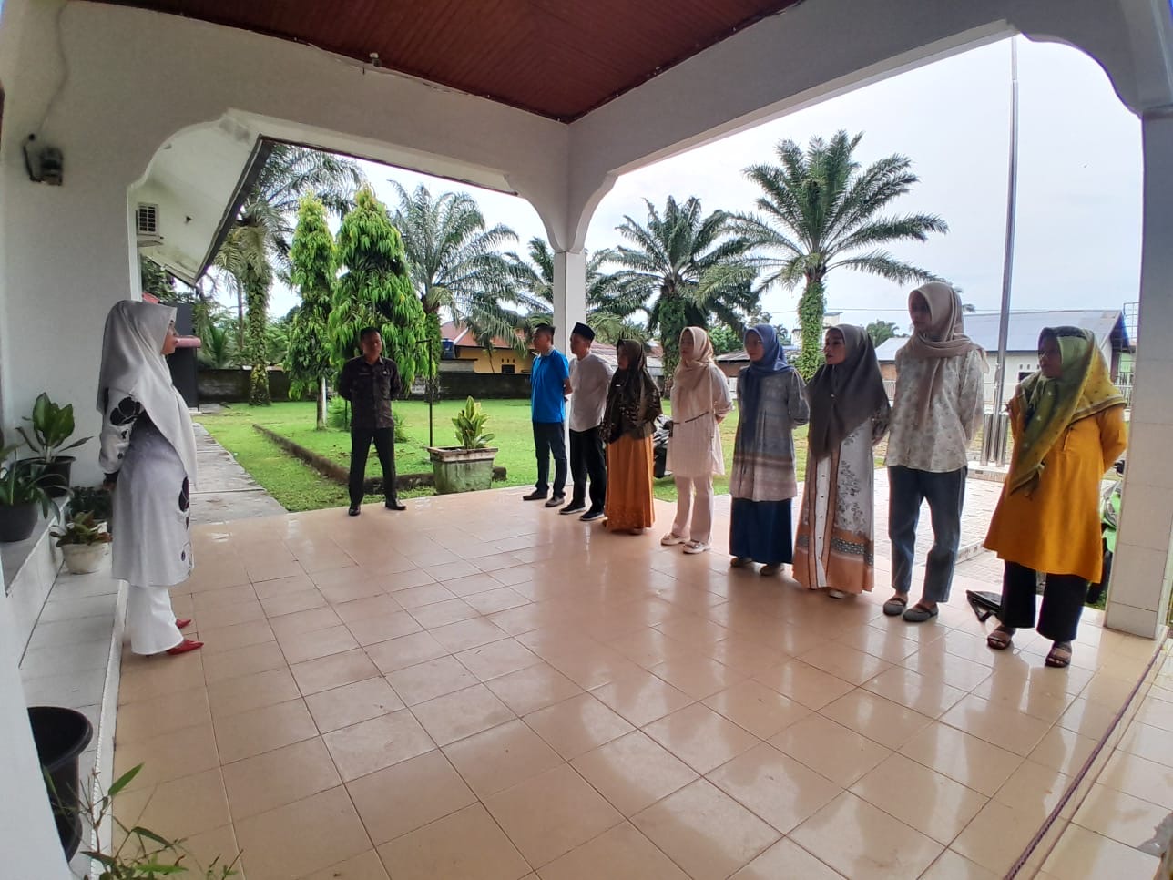 Apel Pagi Pegawai Kantor Kecamatan Basa Ampek Balai Tapan 09 Mei 2025