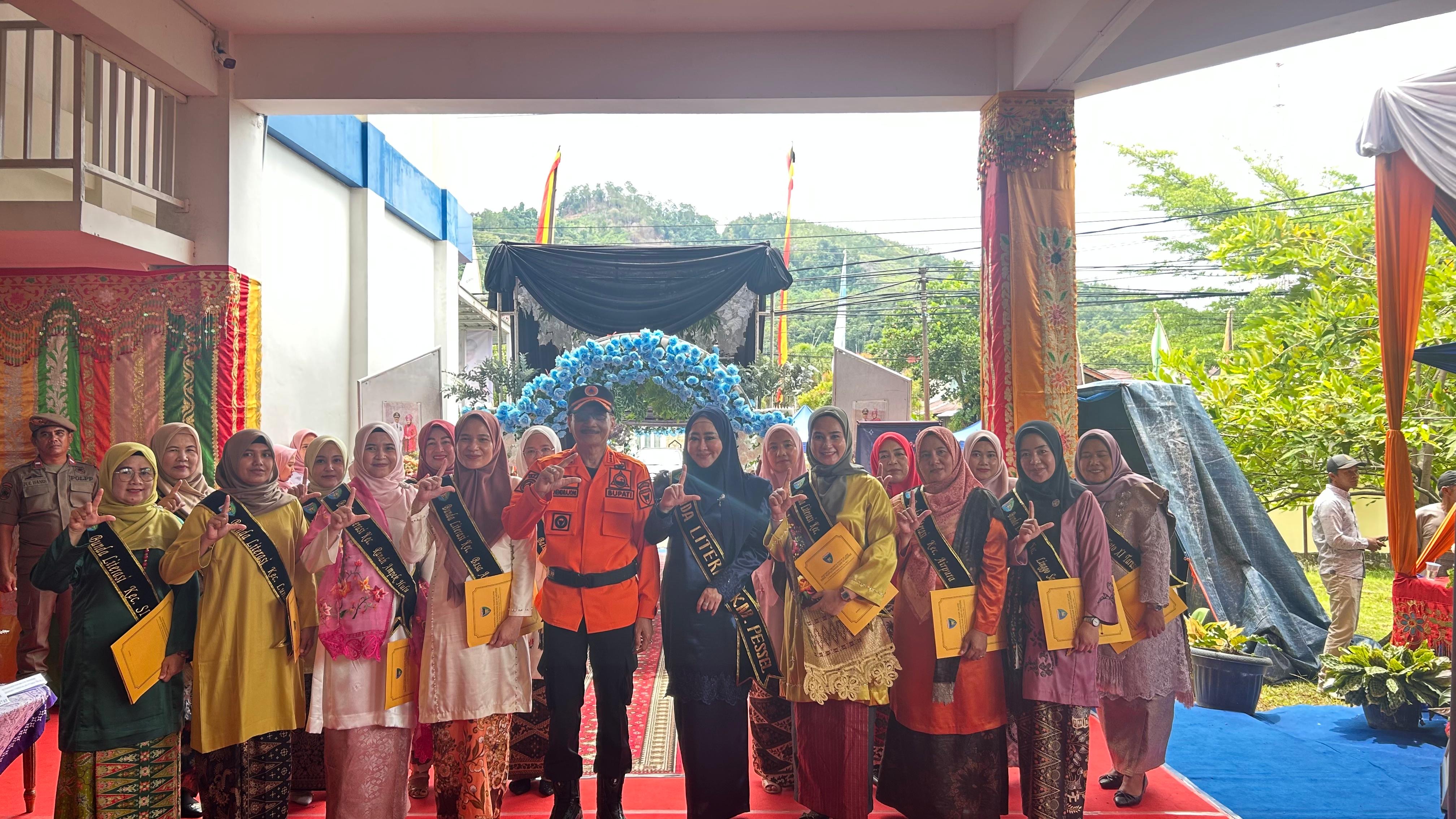 Camat Basa Ampek Balai Tapan Menghadiri Acara Festival Literasi Pemerintah Dearah Kabupaten Pesisir 