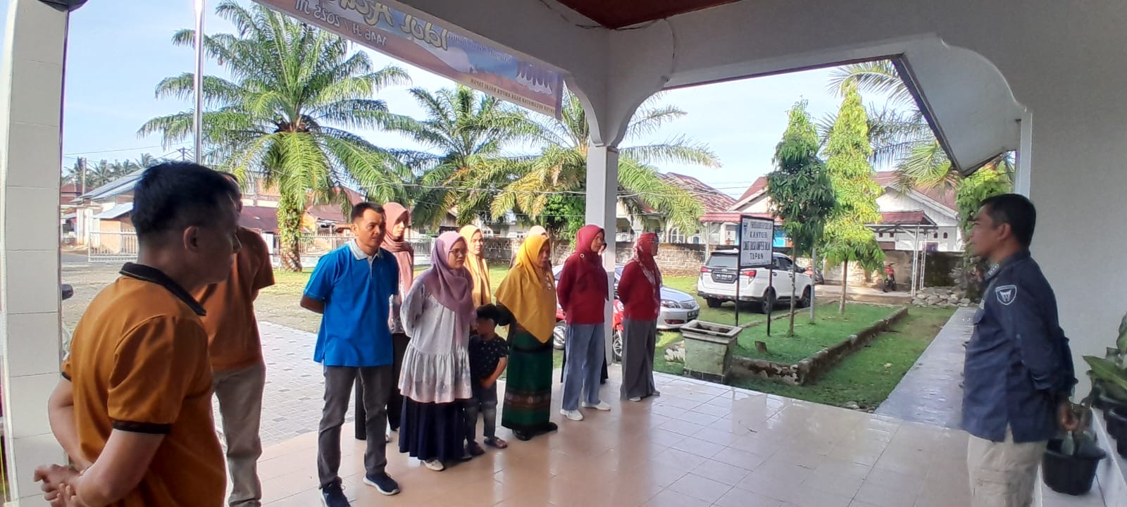 Apel Pagi Pegawai Kantor Kecamatan Kamis 12 Juni 2025