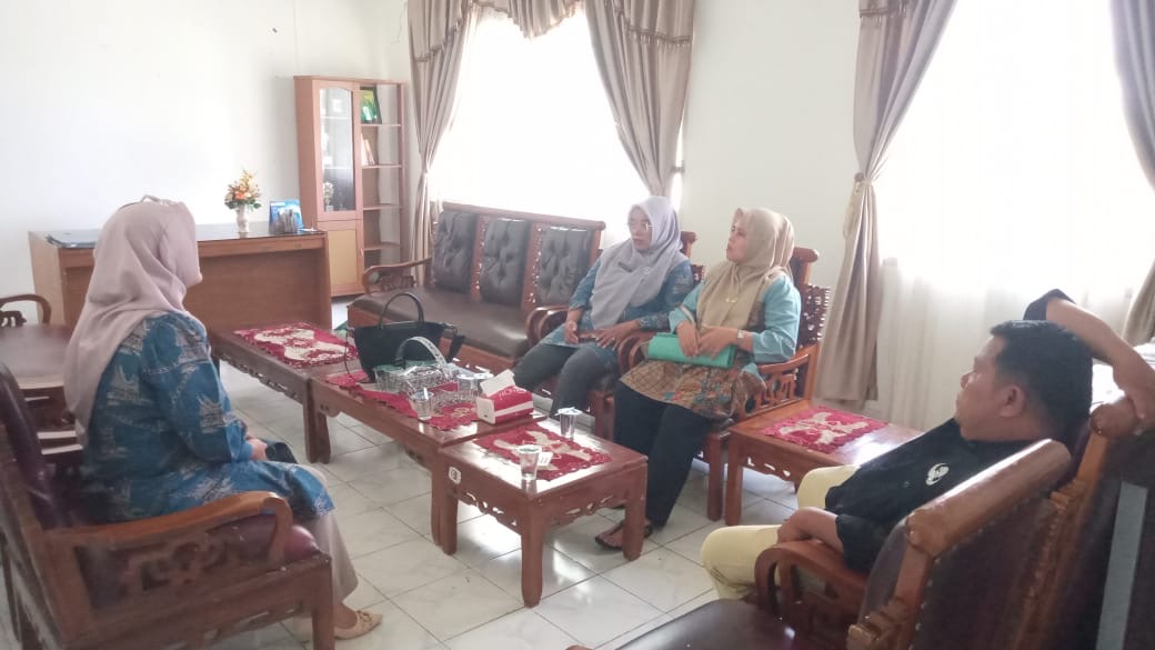 Kunjungan Dinas Sosial Pemberdayaan Perempuan dan Perlindungan Anak Kabupaten Pesisir Selatan ke Kec