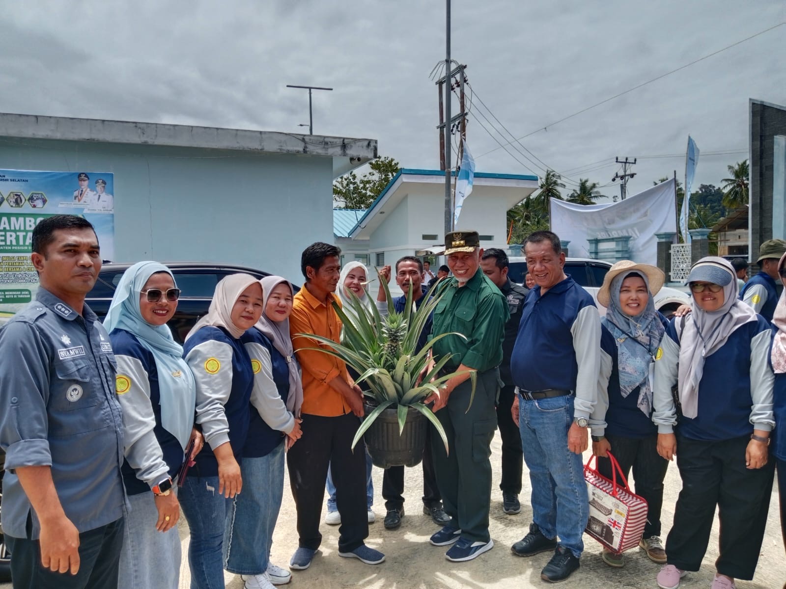 Camat Basa Ampek Balai Tapan Menghadiri Acara Jambore Pertanian Tingkat Kabupaten Pesisir Selatan