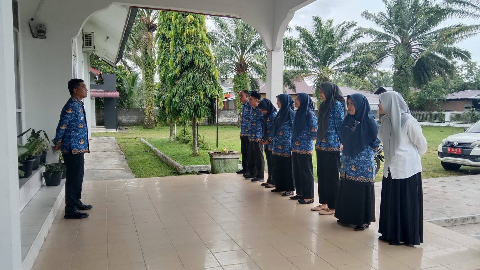 Apel Pagi Pegawai Kantor Kecamatan Basa Ampek Balai Tapan 17 November 2025