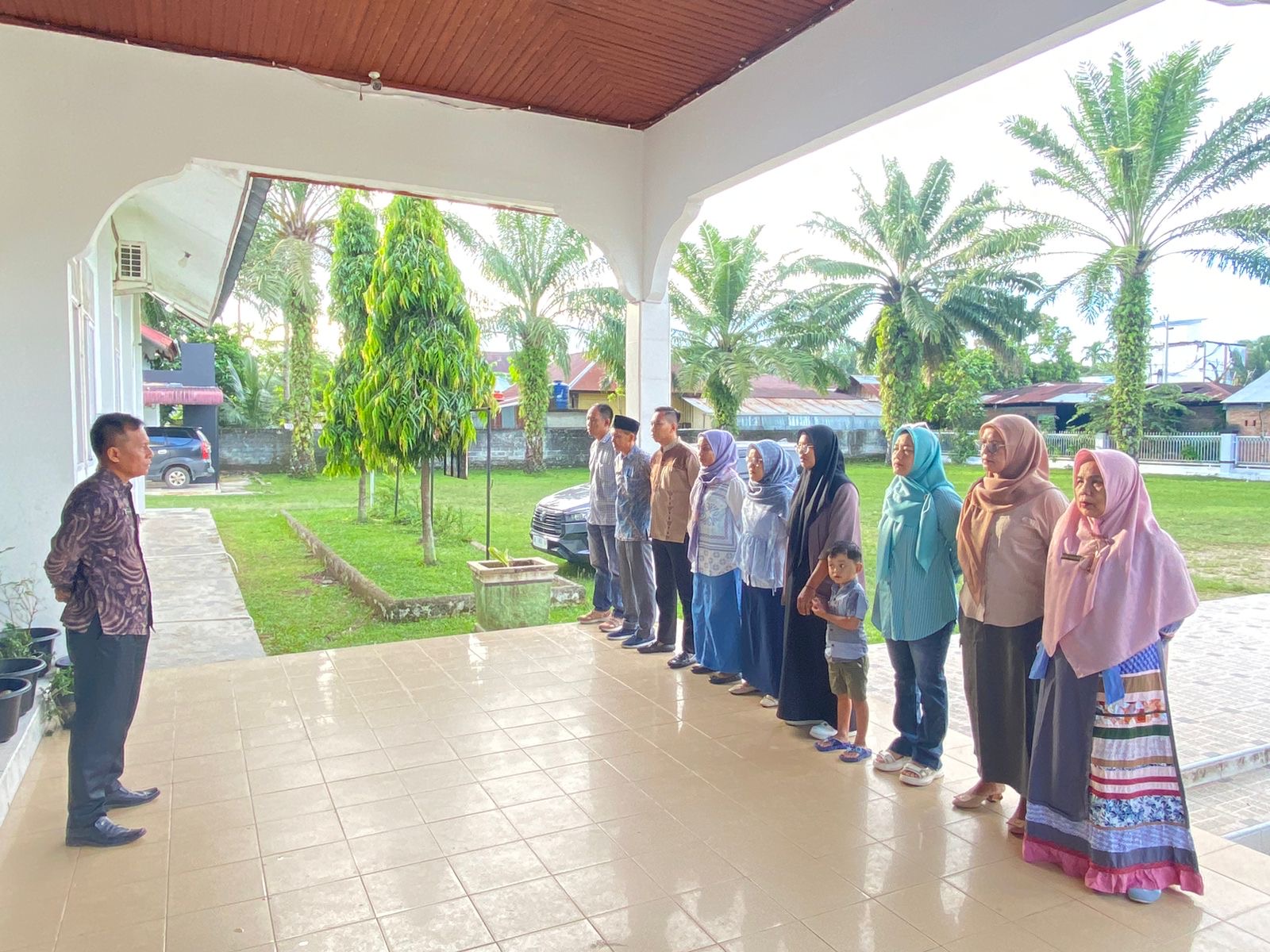 Apel Pagi Pegawai Kantor Kecamatan Basa Ampek Balai Tapan Jumat 20 Juni 2025