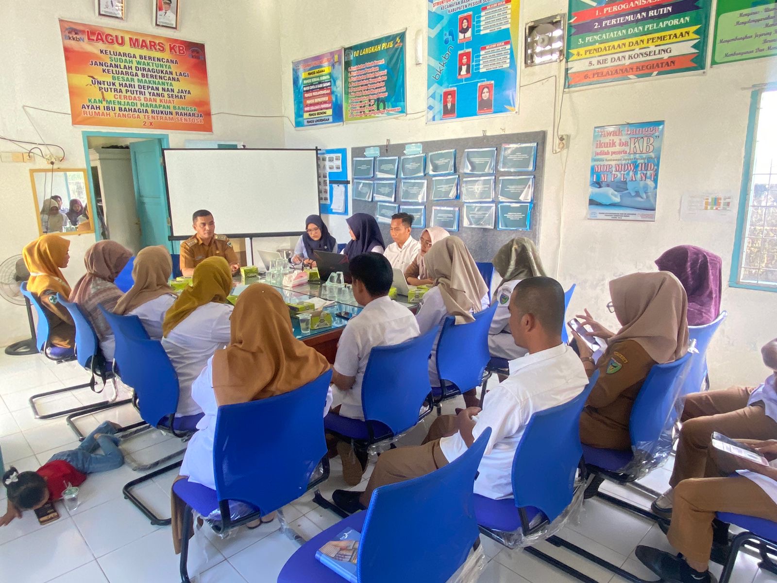 Loka Karya Mini Dalam Rangka Evaluasi Pelaksanaan Program Pencegahan Stunting di Balai KB