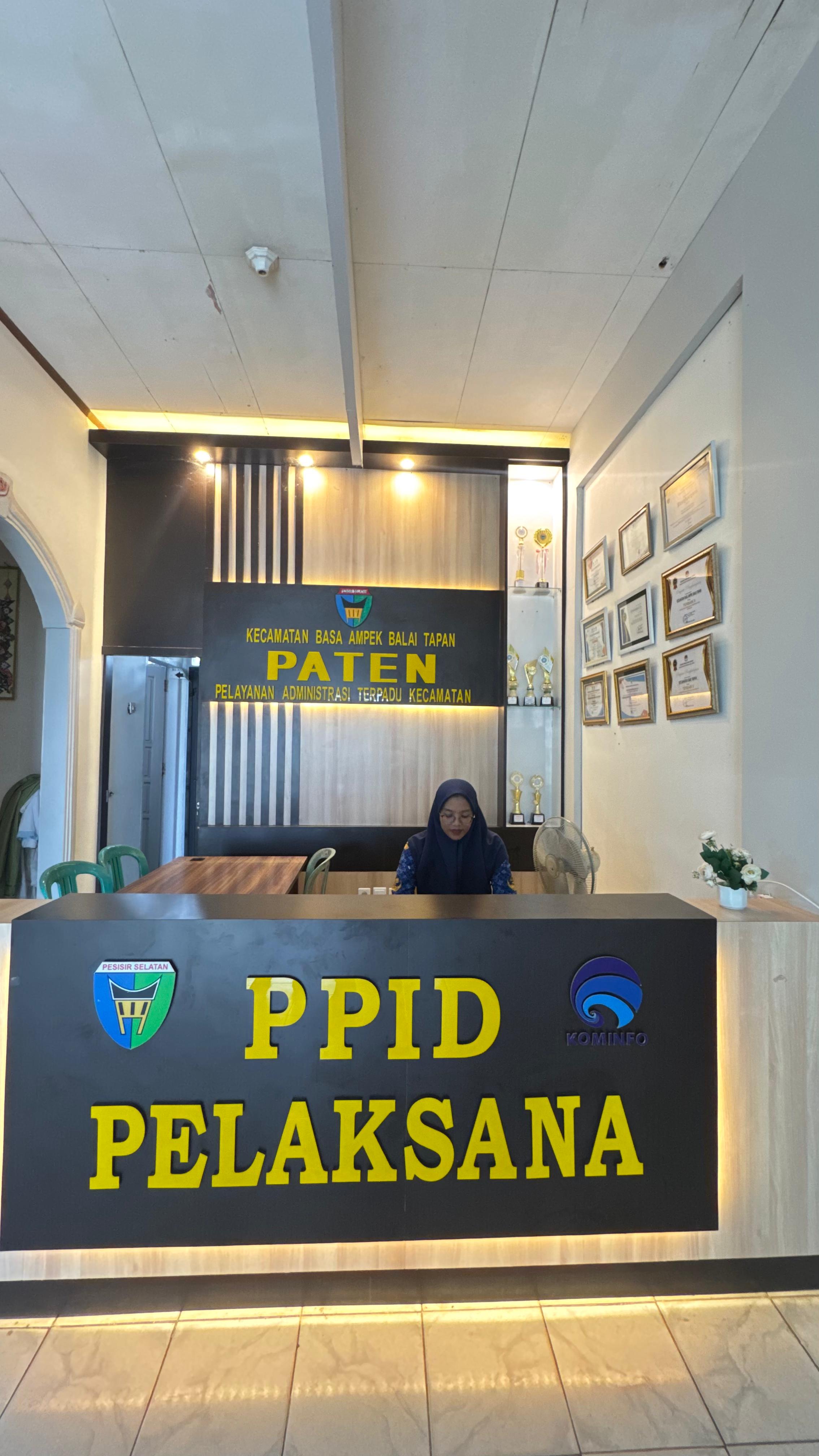 MEJA PELAYANAN